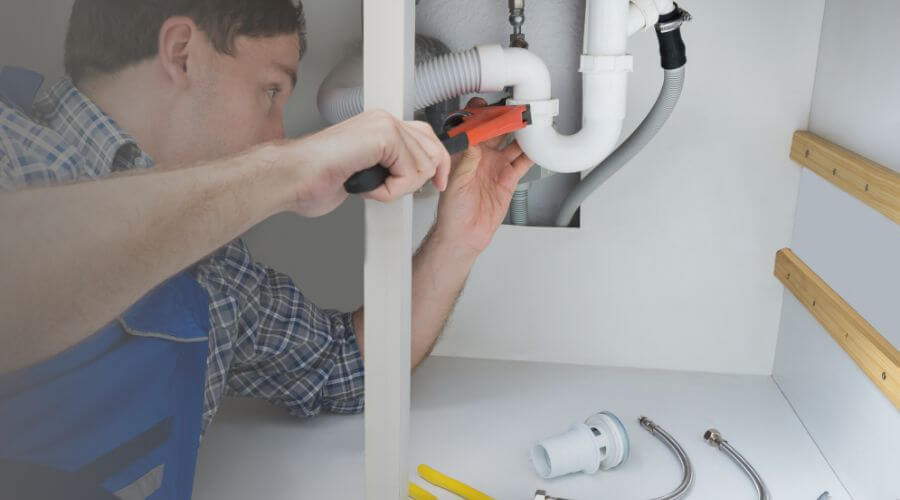 Expert burst pipe repair services in Leblanc, LA